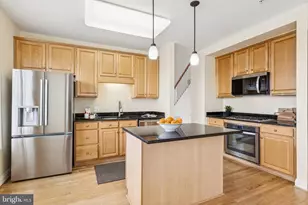 305 Redland Blvd, Rockville, MD 20850 - Photo 5