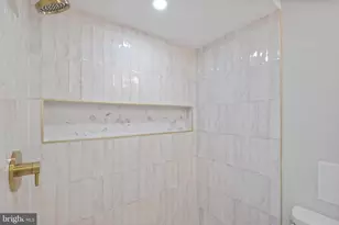 7605 Wildwood Dr, Takoma Park, MD 20912 - Photo 29