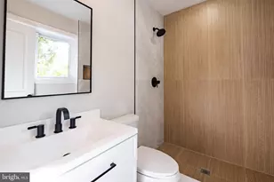 7605 Wildwood Dr, Takoma Park, MD 20912 - Photo 21