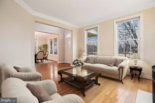 1105 Pleasant Cir, Rockville, MD 20850 - Photo 7