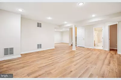 1105 Pleasant Circle, Rockville, MD 20850 - Photo 47