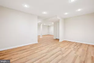 1105 Pleasant Cir, Rockville, MD 20850 - Photo 51