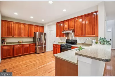 1105 Pleasant Circle, Rockville, MD 20850 - Photo 17