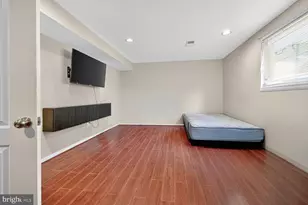 11901 Hunters Ln, Rockville, MD 20852 - Photo 7