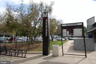 880 Azalea Dr, Rockville, MD 20850 - Photo 23