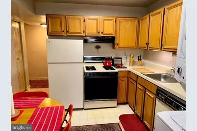 18617 Walkers Choice Road #18617, Gaithersburg, MD 20886 - Photo 5