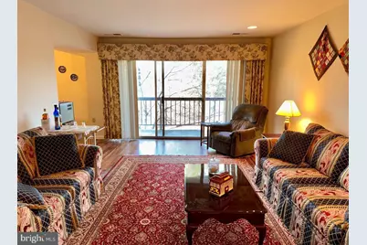 18617 Walkers Choice Road #18617, Gaithersburg, MD 20886 - Photo 3