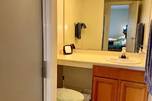 18617 Walkers Choice Rd, Gaithersburg, MD 20886 - Photo 7