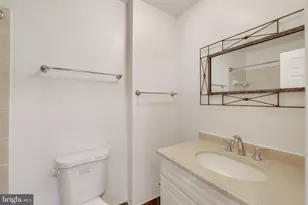 10408 Parthenon Ct, Bethesda, MD 20817 - Photo 13