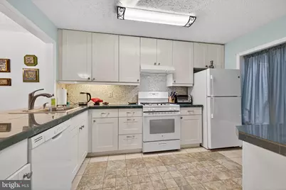 910 Windbrooke Drive #910, Gaithersburg, MD 20879 - Photo 7