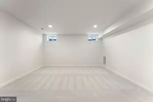 17403 Fyffe Rd, Poolesville, MD 20837 - Photo 29