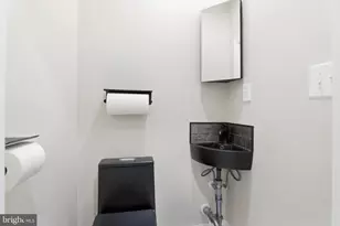 18136 Hayloft Dr, Derwood, MD 20855 - Photo 21