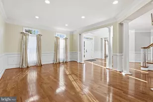18136 Hayloft Dr, Derwood, MD 20855 - Photo 11