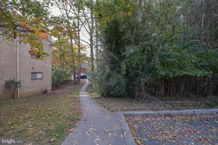 10654 Montrose Ave, Bethesda, MD 20814 - Photo 3