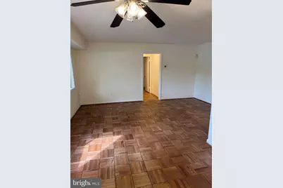 10524 Weymouth Street #W-1, Bethesda, MD 20814 - Photo 9