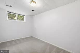 5804 Lenox Rd, Bethesda, MD 20817 - Photo 37