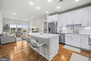 250 Decoverly Dr, Gaithersburg, MD 20878 - Photo 7