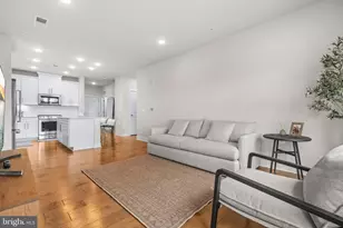 250 Decoverly Dr, Gaithersburg, MD 20878 - Photo 17