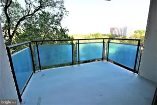 10401 Grosvenor Pl, Rockville, MD 20852 - Photo 27