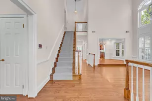 8313 Rising Ridge Way, Bethesda, MD 20817 - Photo 5