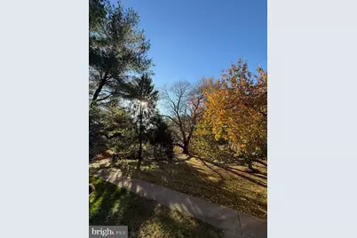 11640 Pleasant Meadow Drive, North Potomac, MD 20878 - Photo 7