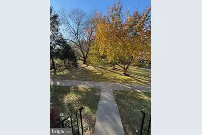 11640 Pleasant Meadow Drive, North Potomac, MD 20878 - Photo 5