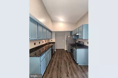 20323 Beaconfield Terrace #20323, Germantown, MD 20874 - Photo 5