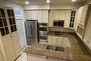 12021 Montrose Park Pl, Rockville, MD 20852 - Photo 3