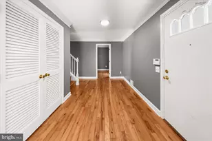 10712 Gainsborough Rd, Potomac, MD 20854 - Photo 3