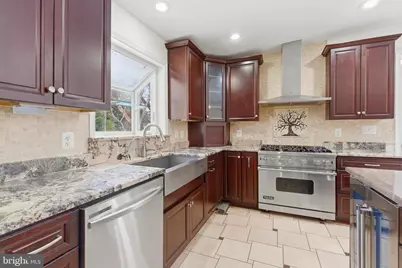 11512 Le Havre Drive, Potomac, MD 20854 - Photo 19