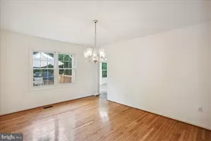 18518 Gingerbread Ln, Gaithersburg, MD 20877 - Photo 19