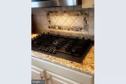 10207 Sundance Court, Potomac, MD 20854 - Photo 3