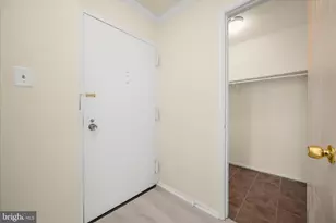 4 Monroe St, Rockville, MD 20850 - Photo 9