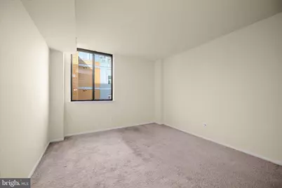 4 Monroe Street #4-810, Rockville, MD 20850 - Photo 31