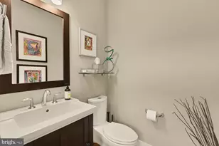 3685 Chevy Chase Lake Dr, Chevy Chase, MD 20815 - Photo 17