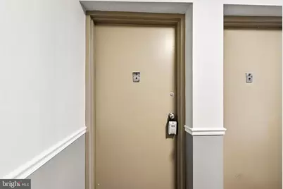 10661 Montrose Avenue #103, Bethesda, MD 20814 - Photo 3