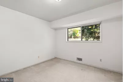 10661 Montrose Avenue #103, Bethesda, MD 20814 - Photo 19