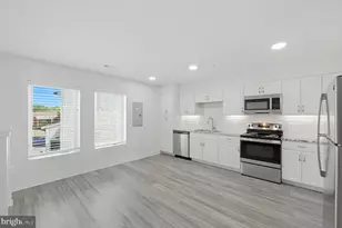 19510 Village Walk, Montgomery Village, MD 20886 - Photo 7