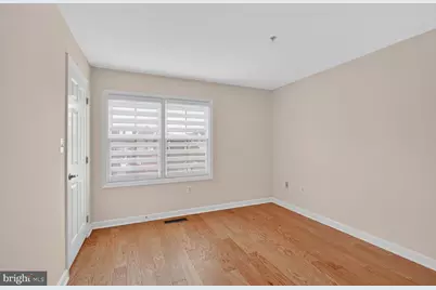 801 Pleasant Drive #80123, Rockville, MD 20850 - Photo 9