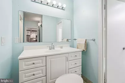 4242 E West Highway #514, Chevy Chase, MD 20815 - Photo 19