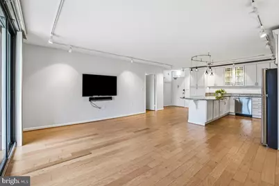 4242 East West Hwy #514, Chevy Chase, MD 20815 - Photo 21