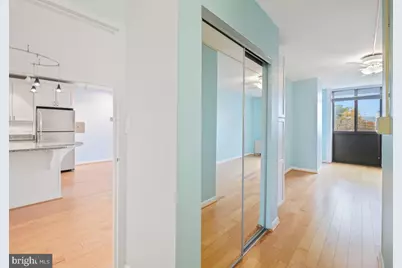 4242 E West Highway #514, Chevy Chase, MD 20815 - Photo 15