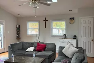 14204 London Ln, Rockville, MD 20853 - Photo 9