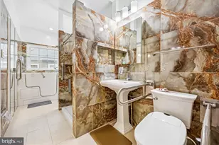 714 Crooked Creek Dr, Rockville, MD 20850 - Photo 25