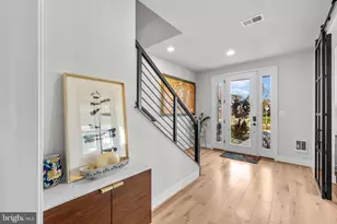 9750 Windflower Wy, Bethesda, MD 20817 - Photo 7