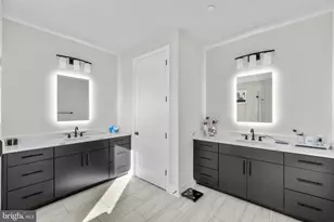 9750 Windflower Wy, Bethesda, MD 20817 - Photo 51