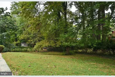 9710 Holmhurst Road, Bethesda, MD 20817 - Photo 17
