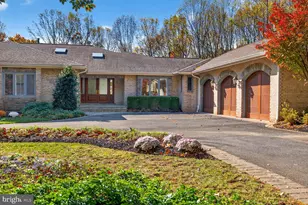 9209 Vendome Dr, Bethesda, MD 20817 - Photo 1