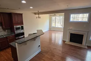 12809 Fox Fern Ln, Clarksburg, MD 20871 - Photo 9