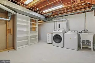 8802 Stonehaven Ct, Rockville, MD 20854 - Photo 47